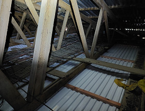 Zateplení zemědělské haly pomocí foukané izolace